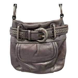 B‎ Makowski Crossbody Bag Pebbled Leather Pewter Magnetic Organized Read Desc
